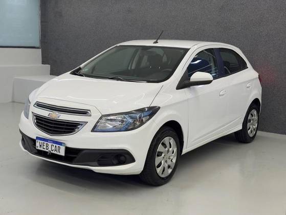 CHEVROLET ONIX 1.4 MPFI LT 8V FLEX 4P MANUAL CHEVROLET ONIX 1.4 MPFI LT 8V FLEX 4P MANUAL